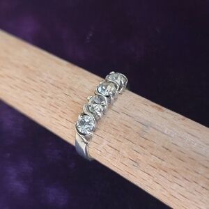Sterling silver, brilliants, delicate band ring + bonus necklace